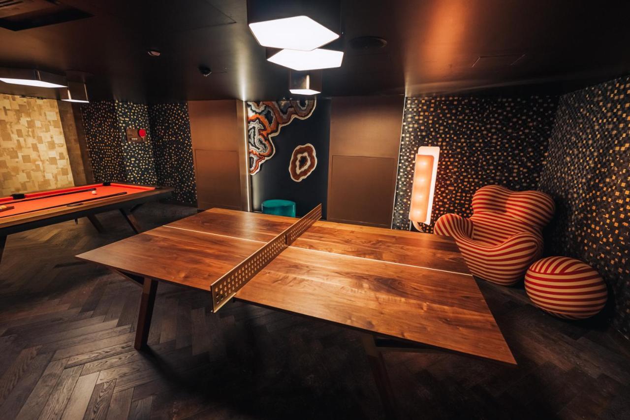 Superior East Wing Rooms By Five زيورخ المظهر الخارجي الصورة
