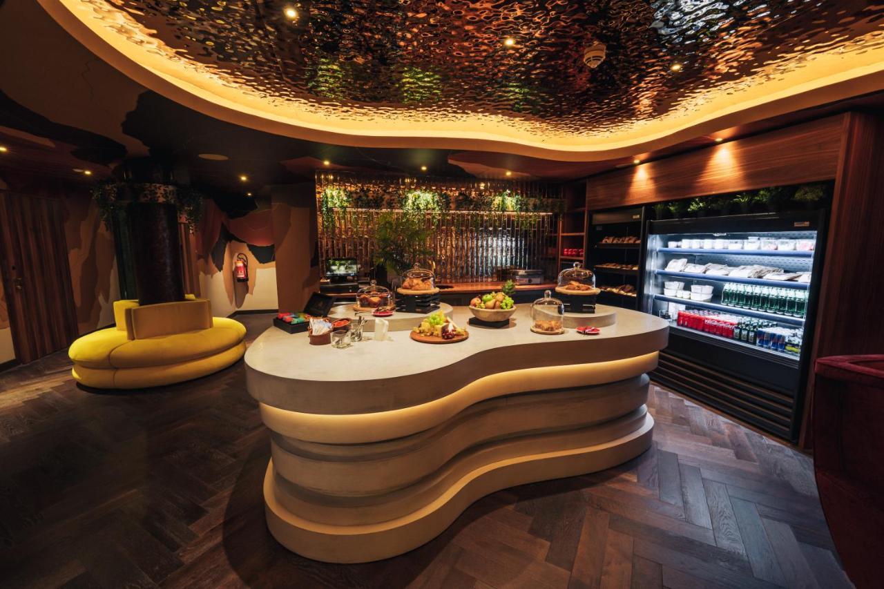 Superior East Wing Rooms By Five زيورخ المظهر الخارجي الصورة
